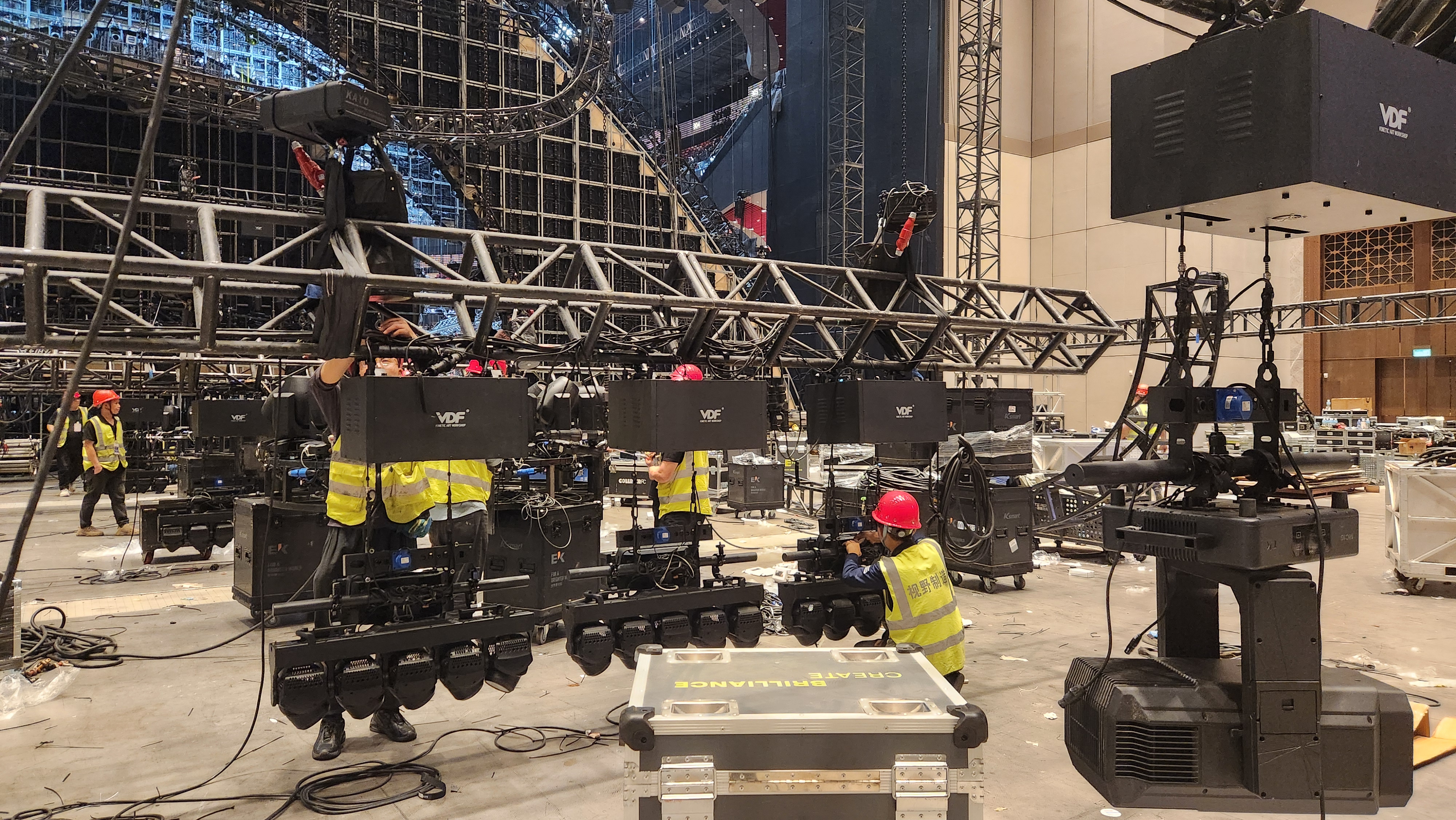 微信图片_20251221215021_585_53 WeChat picture_20251221215021_585_53